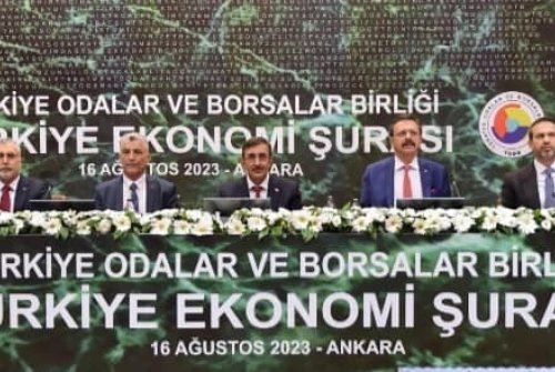 Ekonomi̇ni̇n Kalbi̇ Tobb'Da Attı ..