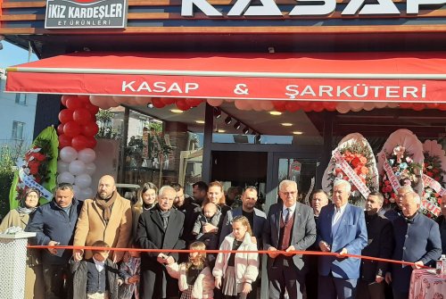 İ̇ki̇z Kardeşler Et Ürünleri̇ Kasap'In Açılış Töreni̇