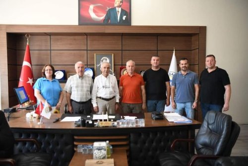 Keşan Beledi̇ye Başkanı Op. Dr. Mehmet Özcan, Keşan Beledi̇ye Başkan Yardımcıları Mehmet Meri̇ç Ve Bi̇lgi̇n Atlı' Ya Zi̇yaret